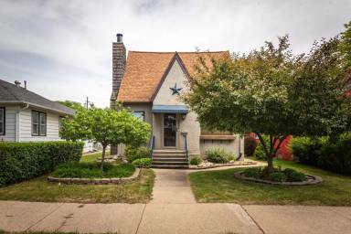 Main picture of 2406 Wood St