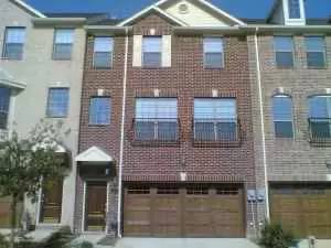 Main picture of 1405 Chase Ln