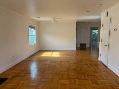 Main picture of 1910 Palmetto Ave