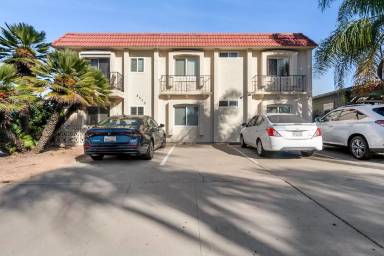 Main picture of 4575 Kensington Dr