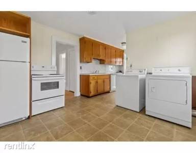 Main picture of 338 Rockland St