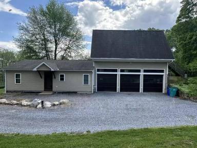 Main picture of 3720 Basford Rd