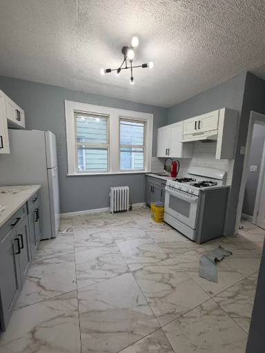 Main picture of 100 Smith St
