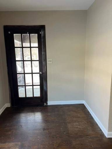 Main picture of 1480 E Cairo St