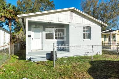 Main picture of 1457 Union St W