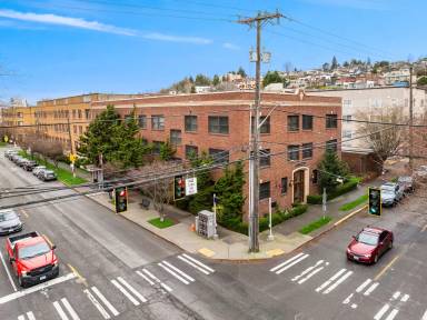 Main picture of 603 3rd Ave W