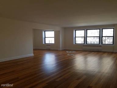 Main picture of 525 W 238th St