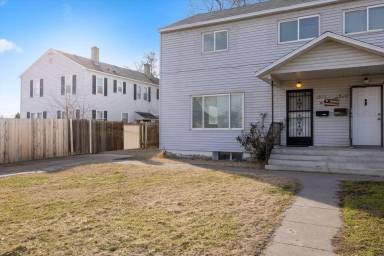 Main picture of 1517 Thayer Dr