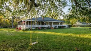 Main picture of 1534 Midland Rd
