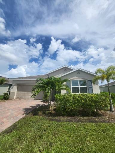 Main picture of 3276 Baravaldo Cir