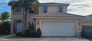 Main picture of 23663 SW 107th Ct