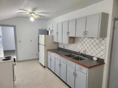 Main picture of 310 S 3rd Ave