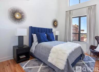 Main picture of 611 Pavonia Ave