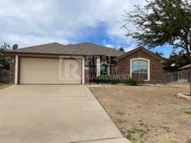 Main picture of 4918 Karla Way