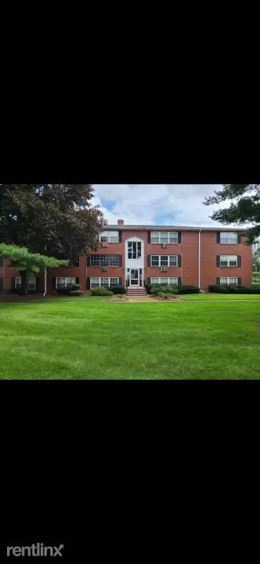 Main picture of 1 Tara Dr