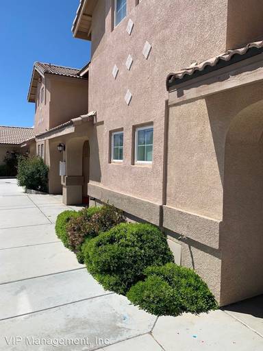 Main picture of 16348 Sequoia St