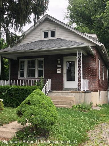 Main picture of 2451 Cleveland Ave