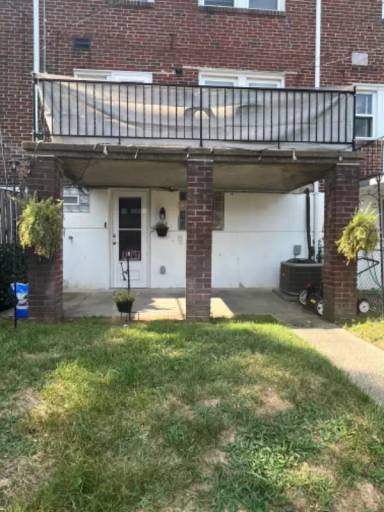 Main picture of 1604 Lochwood Rd