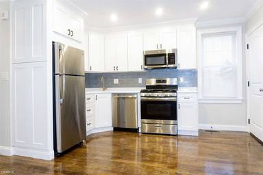 Main picture of 17 Kenneson Rd