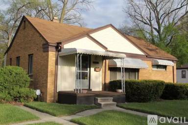 Main picture of 21131 Ridgedale St