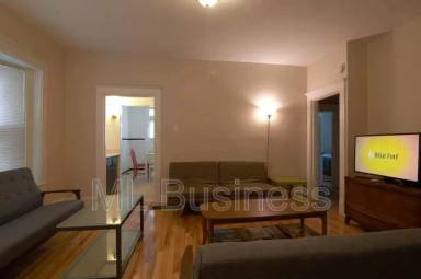 Main picture of 6009 Kingsbury Ave