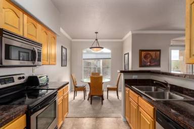 Main picture of Pinnacle Canyon