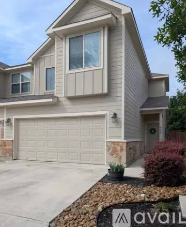 Main picture of 905 Crystal Brook Cv