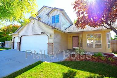 Main picture of 2825 E Pennsylvania Ave