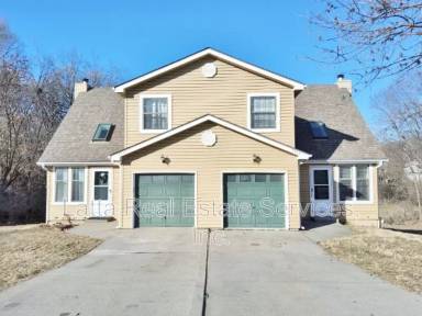 Main picture of 7337 N Liberty St