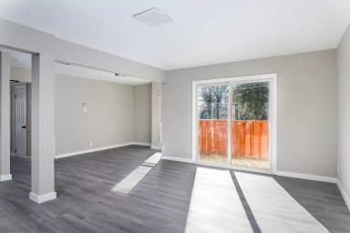 Main picture of 2012 Maywood St