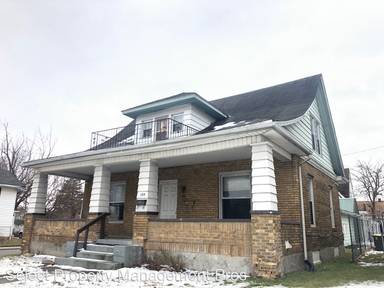 Main picture of 150 Esmond St