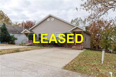 Main picture of 2451 N Brophy Cir