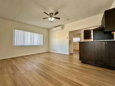 Main picture of 4554 W 173rd St