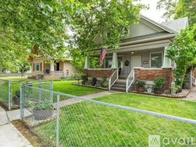Main picture of 1207 W Shannon Ave