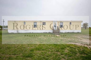 Main picture of 385 Julian Smith Rd