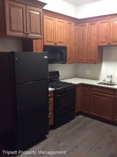 Main picture of 205 W Walnut St