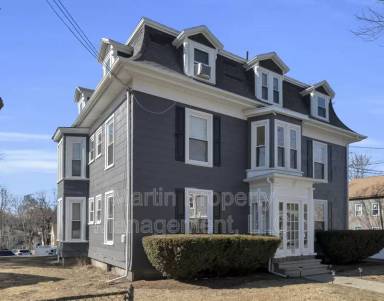 Main picture of 72 Linden St