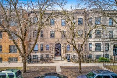 Main picture of 3818 N Sheffield Ave