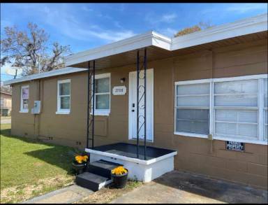 Main picture of 2708 N G St