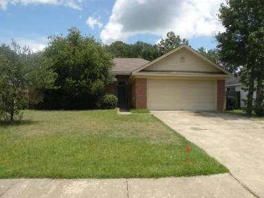 Main picture of 145 Salt Landing Cir