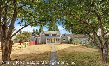 Main picture of 426 S 60th St