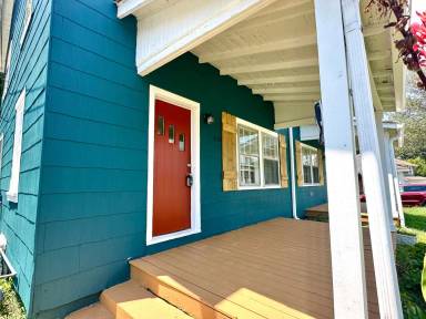 Main picture of 128 Orchard Dr