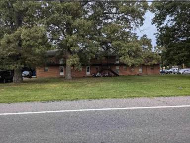 Main picture of Oak Crest Apartments