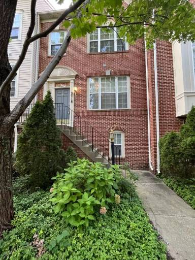 Main picture of 9718 Athletic Way