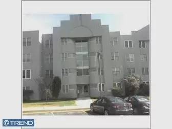 Main picture of 5215 Le Parc Dr