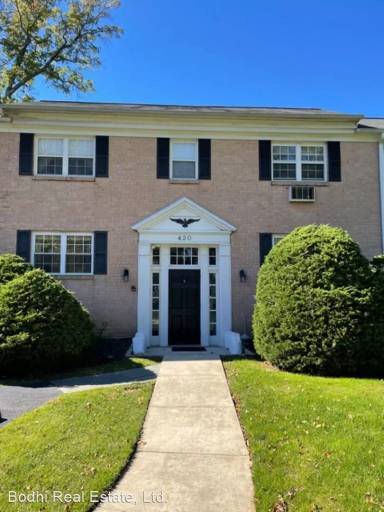 Main picture of 420 N Wayne Ave