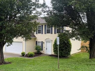 Main picture of 726 Gracewood Way