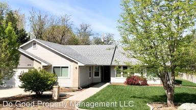 Main picture of 2075 S Taggart St