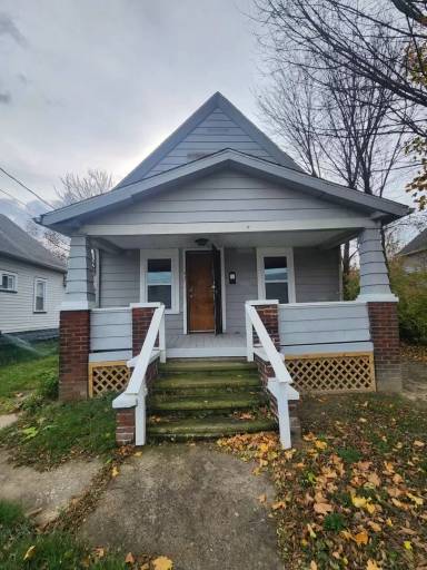 Main picture of 937 W 13th St