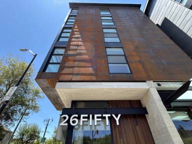 Main picture of 2650 Telegraph Ave